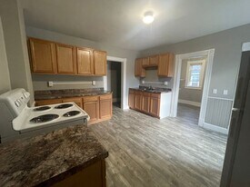 33-35 Plunkett Street in Pittsfield, MA - Building Photo