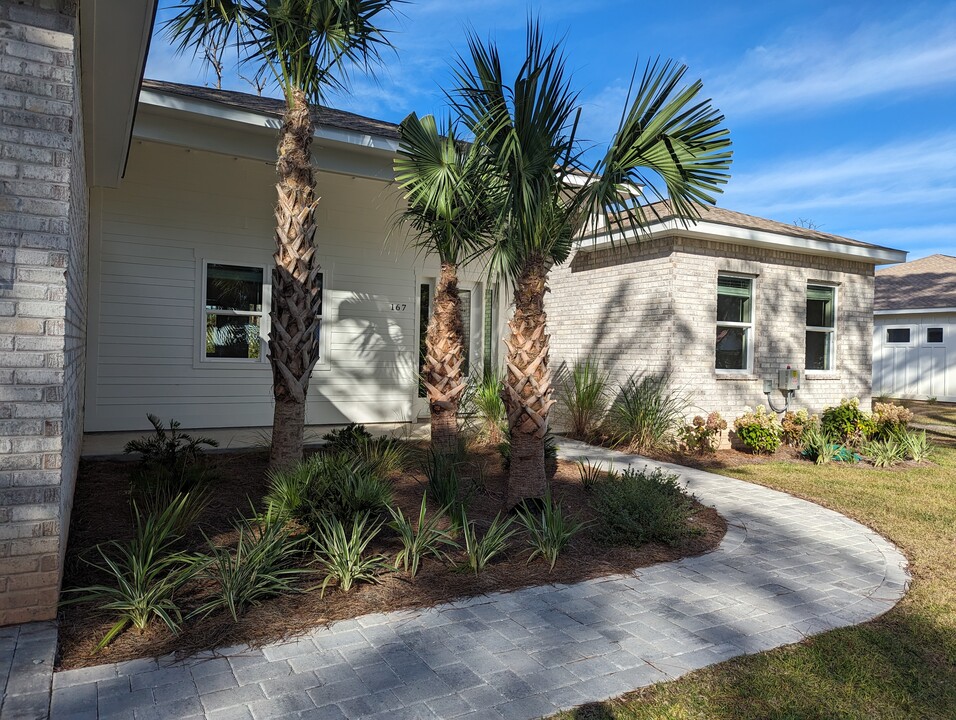 167 Loral Rd in Santa Rosa Beach, FL - Building Photo