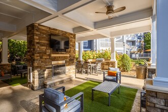 Bexley at Springs Farm in Charlotte, NC - Foto de edificio - Building Photo