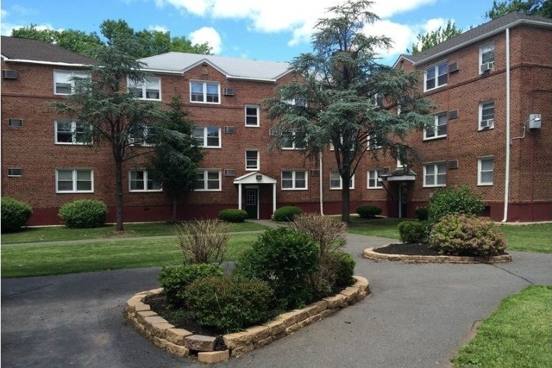 Imperial House Apartments Elizabeth, NJ Apartments For Rent