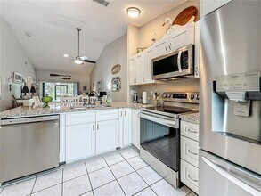 3911 La Costa Ln in Largo, FL - Building Photo - Building Photo