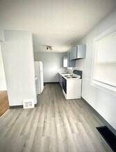 4434 Huron Cir in South Bend, IN - Building Photo - Building Photo