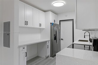 1325 NW 51st St in Miami, FL - Building Photo - Building Photo
