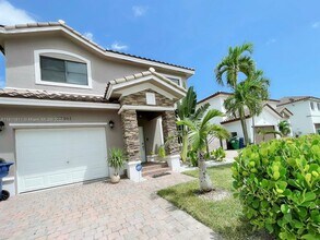 23061 SW 114th Path in Miami, FL - Building Photo - Building Photo
