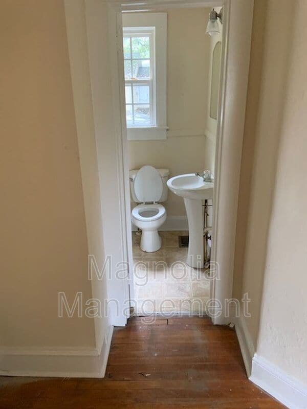 1313 S Chestnut St in Henderson, NC - Building Photo - Building Photo