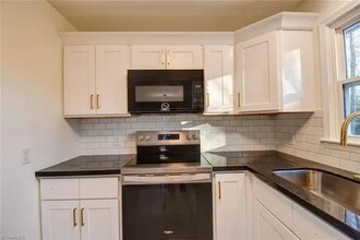 19 N Forrest Dr in Thomasville, NC - Building Photo - Building Photo