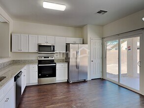 11320 Harvester in Marana, AZ - Building Photo - Building Photo