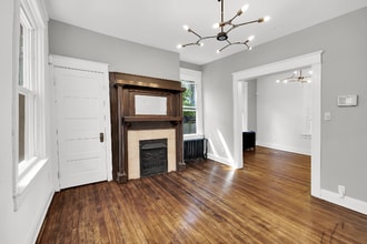 3033 Marshall Ave in Cincinnati, OH - Building Photo - Building Photo