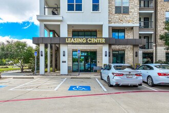Axis at Watters Creek in Allen, TX - Building Photo - Building Photo