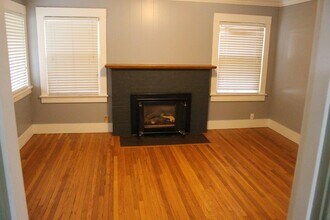 3244 NE 48th Ave in Portland, OR - Building Photo - Building Photo