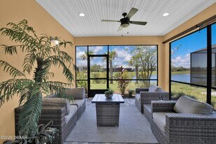 109 Salt Shaker St in Daytona Beach, FL - Building Photo