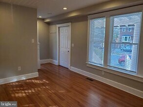2306 Commonwealth Ave in Alexandria, VA - Building Photo - Building Photo