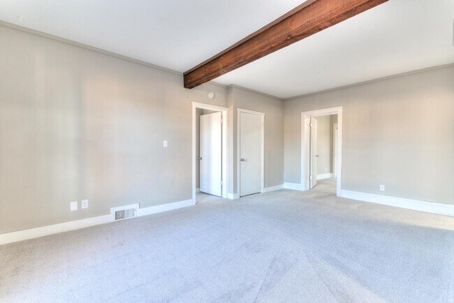 430 W Park Ave in Waukesha, WI - Building Photo - Building Photo