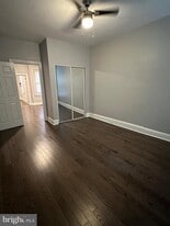 1233 Ellsworth St in Philadelphia, PA - Building Photo