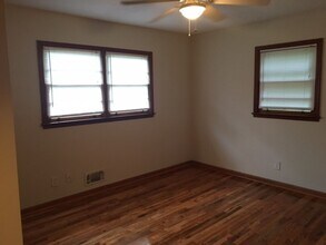 136 Grove St in Athens, GA - Building Photo - Building Photo