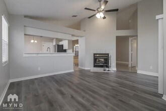 1928 Excalibur Dr in Orlando, FL - Building Photo - Building Photo