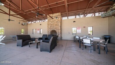 9144 W Louise Dr in Peoria, AZ - Building Photo - Building Photo