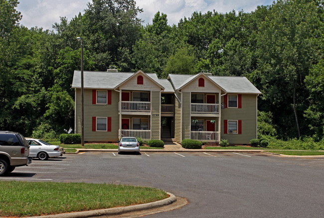 Oak Valley Apartments in Charlotte, NC - Building Photo - Building Photo