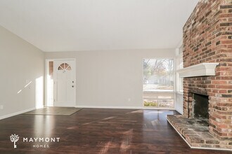 3145 Kingsley Dr in Florissant, MO - Building Photo - Building Photo