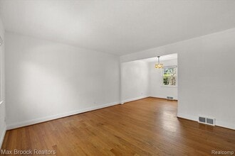 1652 Graefield Rd in Birmingham, MI - Building Photo - Building Photo