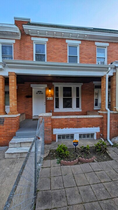 4211 Sheldon Ave, Unit 1 in Baltimore, MD - Building Photo