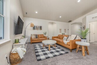 2213 E Elm Grove Dr, Unit SI ID1250652P in Nampa, ID - Foto de edificio - Building Photo