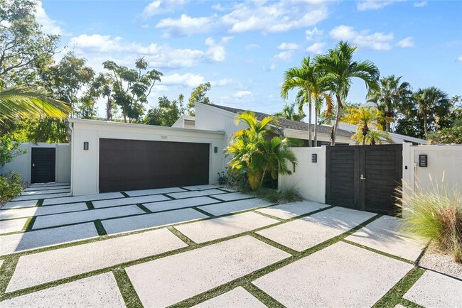 1100 Westway Dr in Sarasota, FL - Foto de edificio - Building Photo