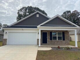 315 Lasso Drive in Warner Robins, GA - Building Photo