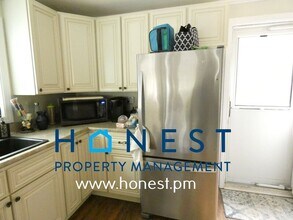 113 Williamson Rd in Manchester, ME - Building Photo - Building Photo