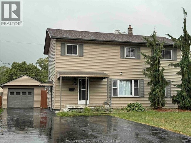 1540 Matthew Brady Blvd in Windsor, ON - Building Photo - Building Photo