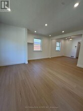 137 Homewood Ave in Toronto, ON - Building Photo - Building Photo