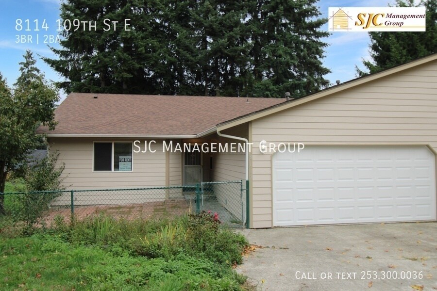 8114 109th St E in Puyallup, WA - Building Photo