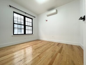 563 E 28th St, Unit 1 Duplex in Brooklyn, NY - Building Photo - Building Photo