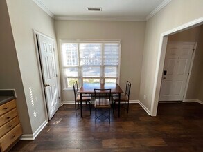 Room in Townhome on Governors Dr in Chapel Hill, NC - Building Photo - Building Photo