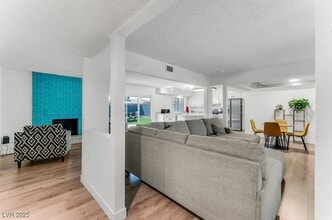 4765 Monterrey Ave in Las Vegas, NV - Building Photo - Building Photo