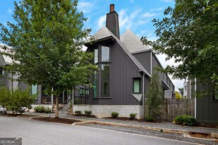 120 Central Ave in Fayetteville, GA - Building Photo