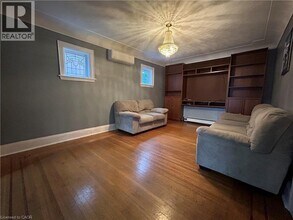 77 Ottawa St S in Hamilton, ON - Building Photo - Building Photo