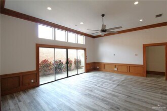 5408 N 5th St in McAllen, TX - Building Photo - Building Photo