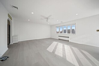 23 Arn Terrace in Secaucus, NJ - Building Photo - Building Photo