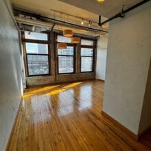 523 Jackson St in St. Paul, MN - Building Photo - Building Photo