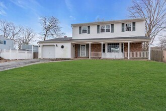 1077 Fairview Dr in Toms River, NJ - Building Photo - Building Photo