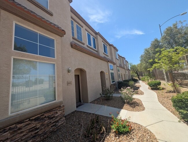 property at 1513 Faldo St