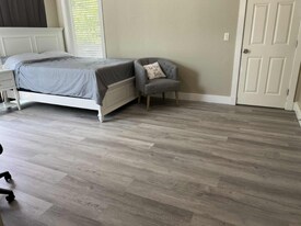 9006 105 Ave SW in Lakewood, WA - Building Photo