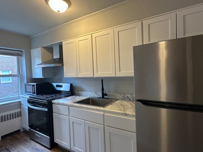 property at 1800 Garrett Rd