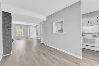 200 S Liberty St in Spartanburg, SC - Building Photo - Building Photo