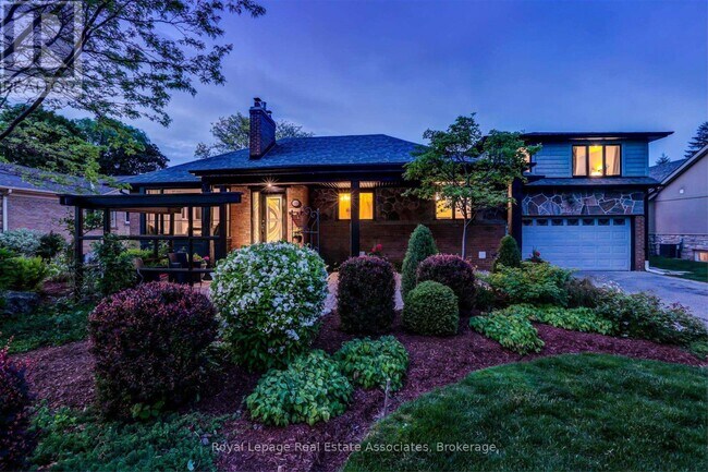 1399 Elaine Trail in Mississauga, ON - Building Photo - Building Photo