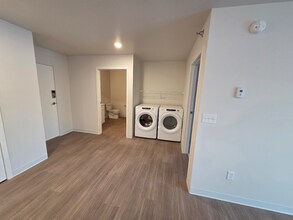 211 1st Ave NW in Hankinson, ND - Building Photo - Building Photo