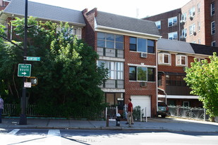 14046 Sanford Ave Apartamentos