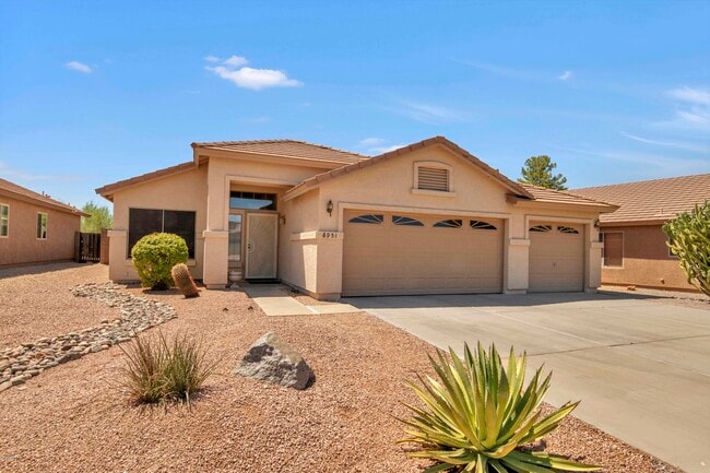 8951 E Red Mountain Ln in Gold Canyon, AZ - Building Photo - Building Photo