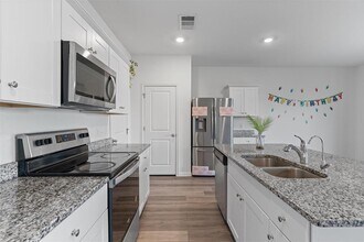 19502 Caymus Dr in Pflugerville, TX - Building Photo - Building Photo